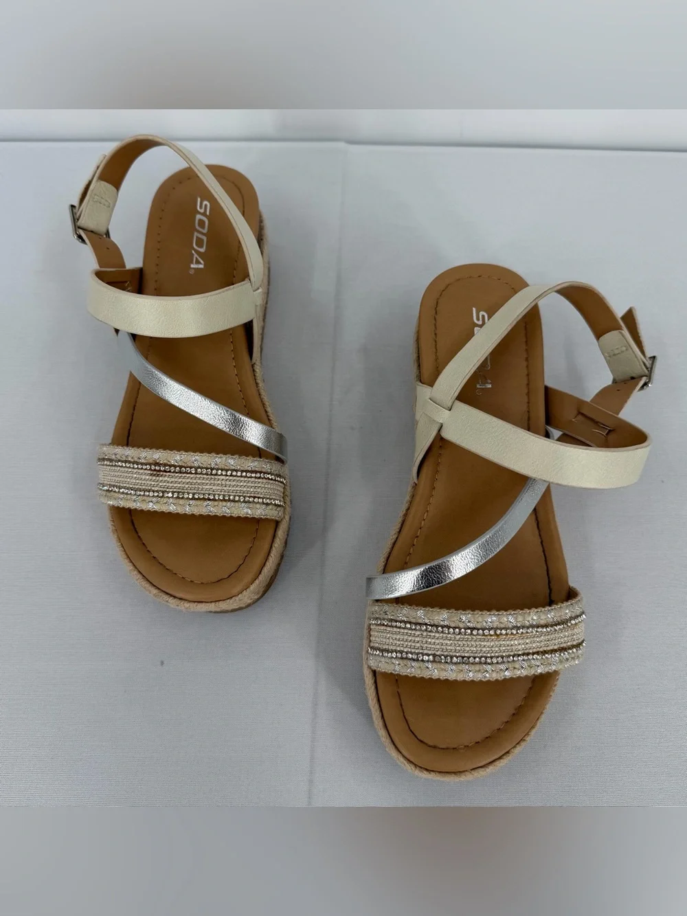 Neutral Espadrille flatform platform sandals rhinestone 7.5 resort vacation